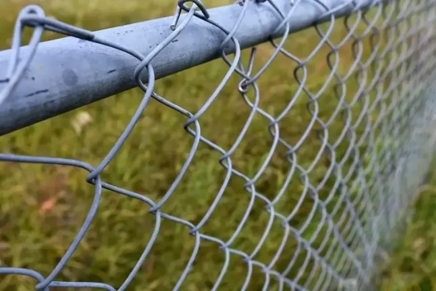Chain Link Fencing Versus Other Fence Types For Durability Lakeland, TN
