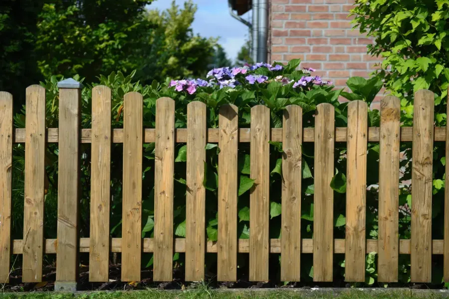 The Impact Of Wood Fencing On Property Boundaries in Lakeland, TN